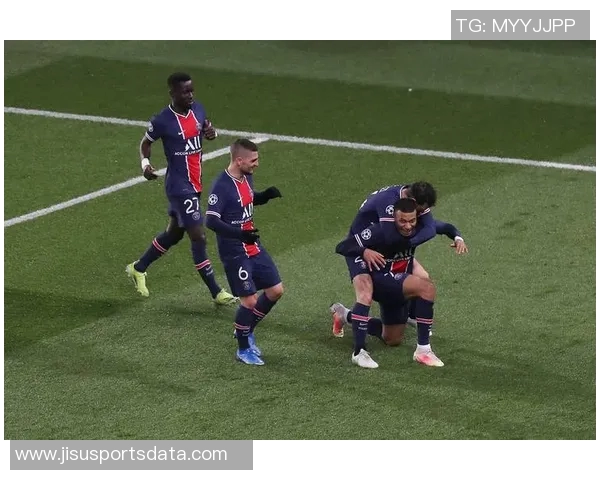 友谊赛精彩回顾巴黎圣日耳曼轻取AC米兰乌龙球成焦点