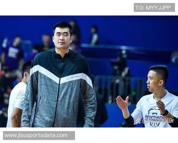 姚明的篮球梦与动漫世界的奇幻冒险之旅