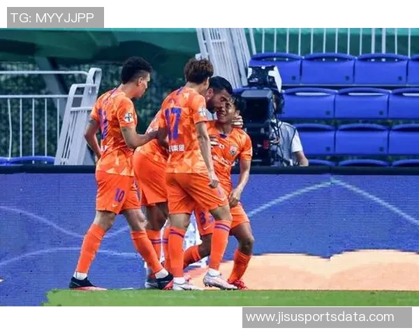 中超激战尤文图斯与里昂平局点球大战点燃全场激情