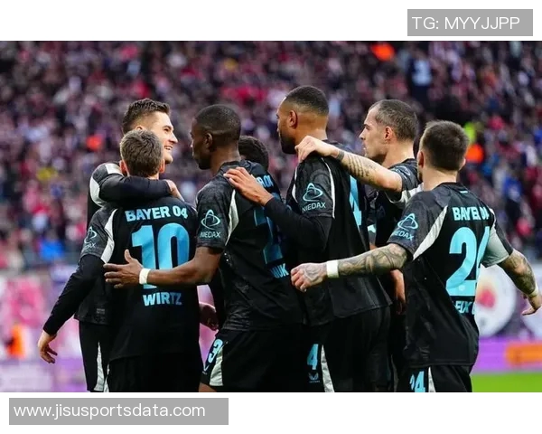 德甲激战曼联大胜莱比锡乌龙球成比赛转折点赛后深度解析