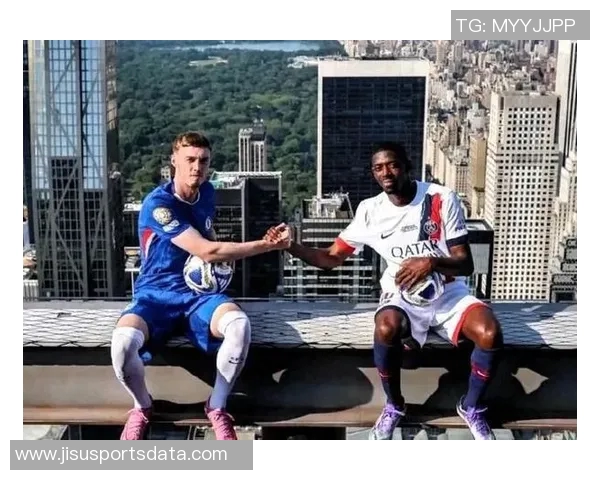 那不勒斯狂胜巴黎圣日耳曼6-2神扑瞬间点燃友谊赛激情