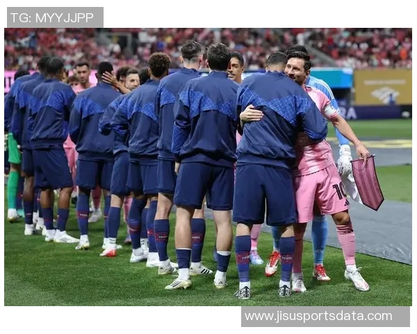 西甲激战:皇马完胜巴黎圣日耳曼乌龙球引发全场狂欢集锦回顾 西甲激战:皇马完胜巴黎圣日耳曼乌龙球引发全场狂欢集锦回顾